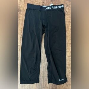 Nike pro combat compression crop leggings women Sz small